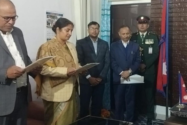 मधेसमा सरकार विस्तार, दुई मन्त्रीले लिए शपथ